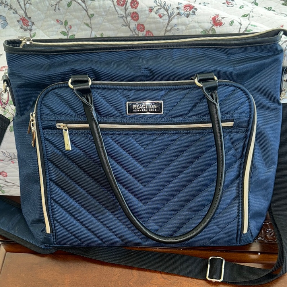 Kenneth Cole Reaction Laptop & Business Tote